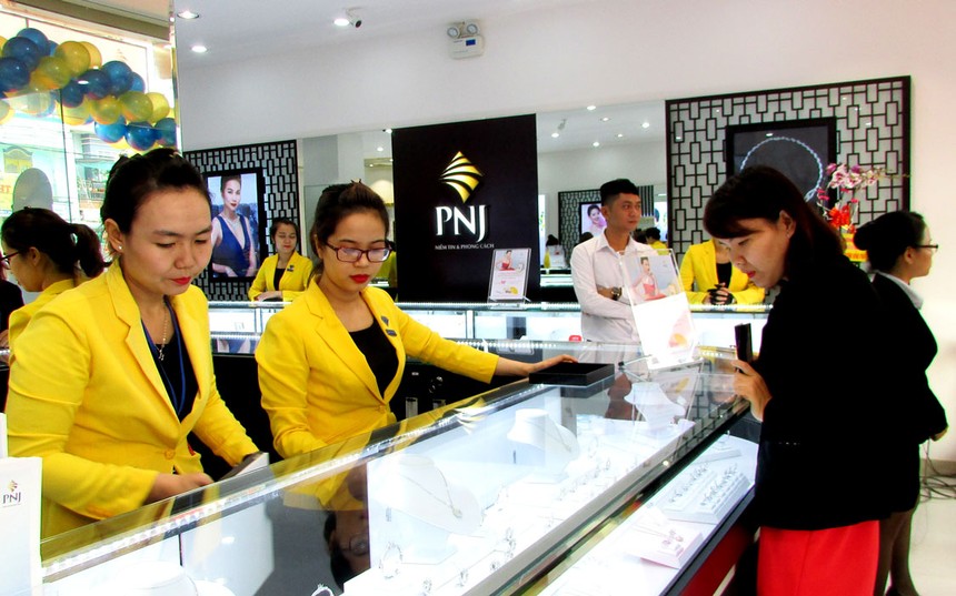 Tháng 10, PNJ đạt 129 tỷ đồng lợi nhuận sau thuế, mở mới 28 cửa hàng