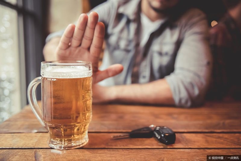 Bộ Y tế: Tết an toàn, không uống quá 2 lon bia mỗi ngày
