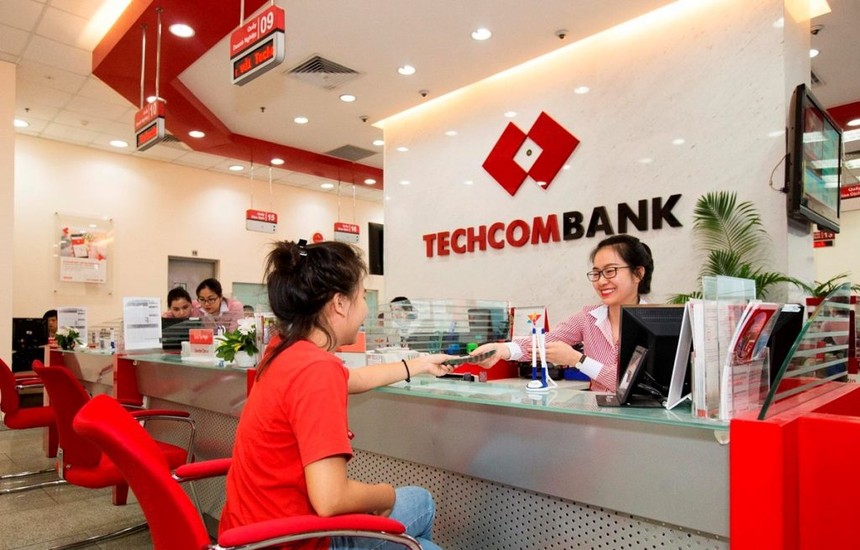Techcombank (TCB): chị gái Phó tổng giám đốc đăng ký bán 150.000 cổ phiếu