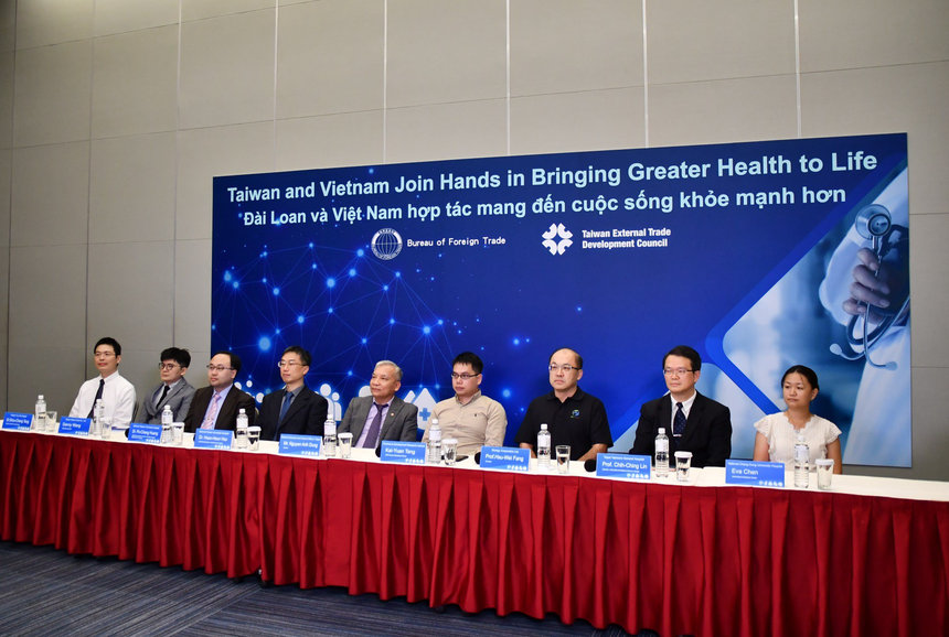 Hội thảo giới thiệu các công nghệ mới trong y học Đài Loan, hướng tới hợp tác phòng chống Covid-19