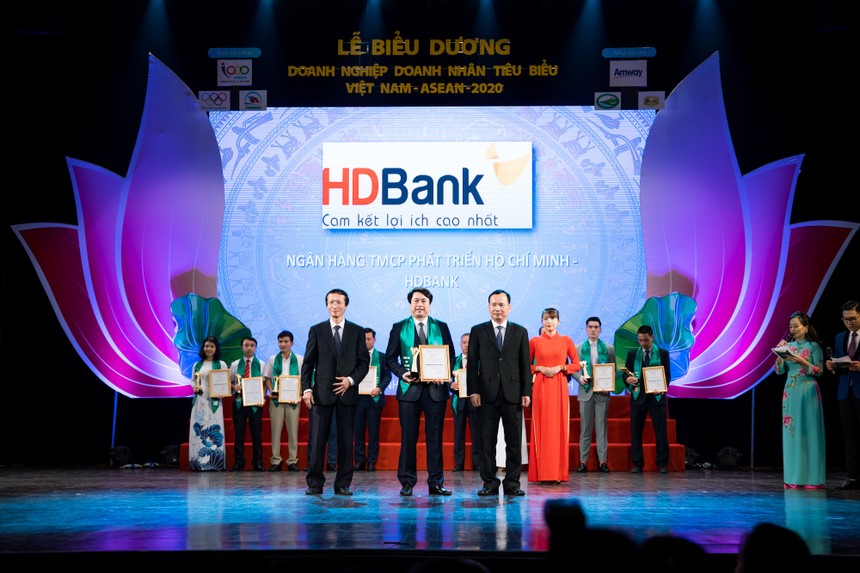 HDBank được vinh danh là Doanh nghiệp tiêu biểu Việt Nam – ASEAN 2020