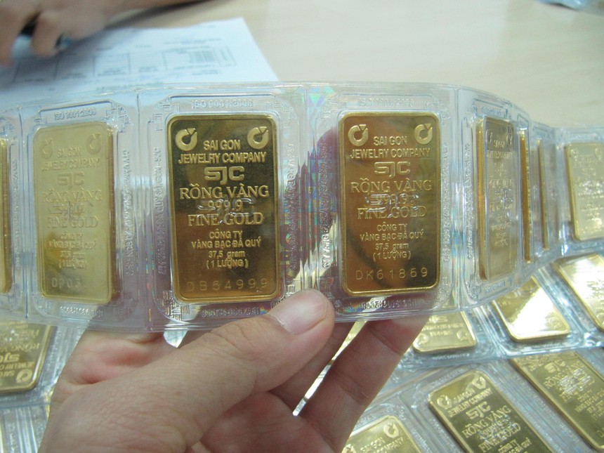 Giá vàng hôm nay ngày 5/3: Giá vàng "bốc đầu", SJC vượt xa mốc 68 triệu đồng/lượng
