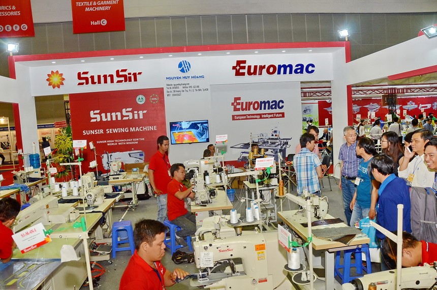 Triển lãm quốc tế về ngành công nghiệp dệt may và nguyên phụ liệu tại Việt Nam thu hút hơn 400 đơn vị tham gia