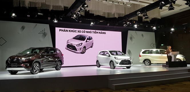 Toyota ra mắt 3 xe nhập khẩu giá mềm tại Việt Nam