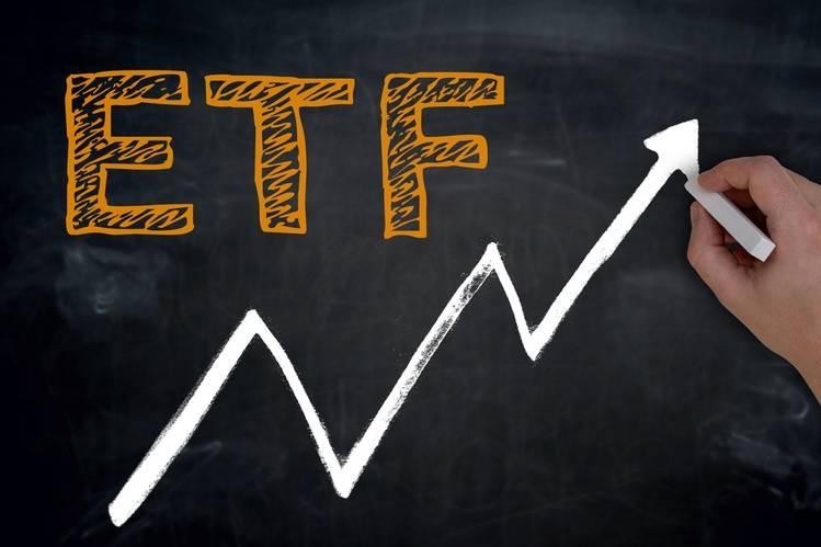 Các quỹ ETF tiếp tục mua ròng.