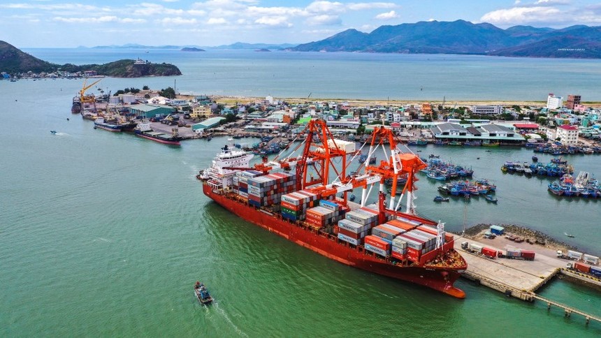 Cảng Quy Nhơn (QNP) mục tiêu lợi nhuận năm 2024 giảm hơn 20%