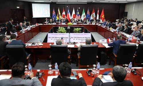 Bộ trưởng các nước TPP trong phiên họp sáng nay. Ảnh: Reuters