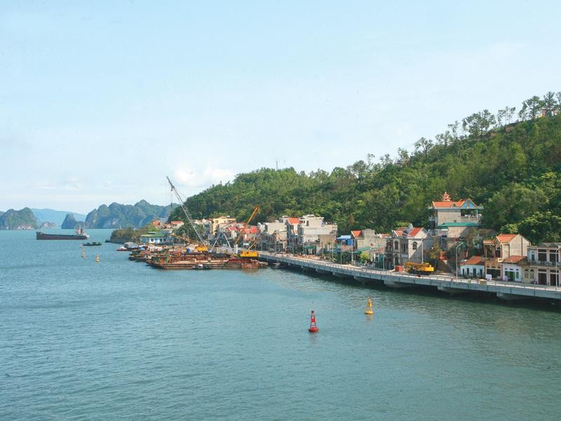 Vân Đồn - một trong 3 đặc khu đang được Việt Nam xây dựng.