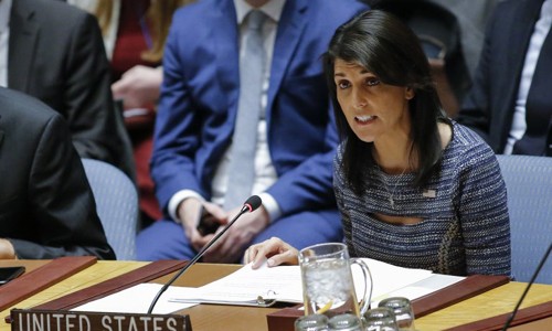 Đại sứ Mỹ tại Liên Hợp Quốc Nikki Haley phát biểu sau cuộc bỏ phiếu tại Hội đồng Bảo an. Ảnh: AFP.
