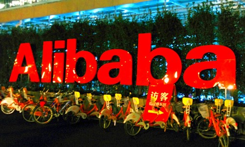 Alibaba hứng chịu làn sóng chỉ trích vì sử dụng thông tin khách hàng.