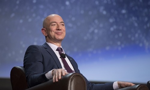 Bezos đã có thêm gần 40 tỷ USD từ đầu năm ngoái. Ảnh: Bloomberg