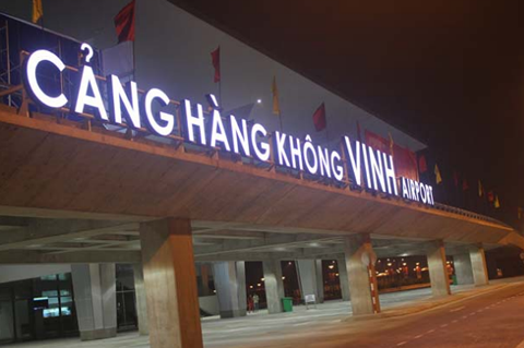 4 nhân viên hàng không để 1 nam thanh niên đột nhập sân bay Vinh bị rút giấy phép hành nghề