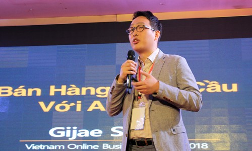 Ông Gijae Seong - Trưởng bộ phận bán hàng toàn cầu của Amazon tại Singapore. Ảnh: Anh Tú