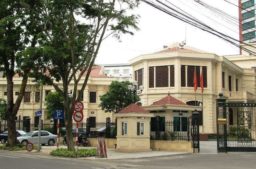 Thành ủy Hà Nội tuyển 92 công chức không qua thi