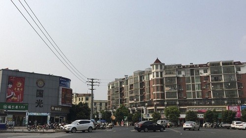 Giá nhà ở Vạn An, thị trấn nhỏ thuộc hạng nghèo nhất nước ở tỉnh Giang Tây, đang tăng chóng mặt. Ảnh: SCMP.