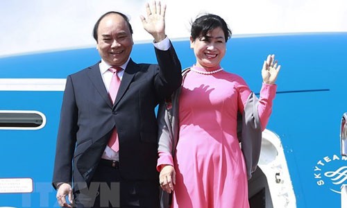 Thủ tướng Nguyễn Xuân Phúc và phu nhân. Ảnh: TTXVN.
