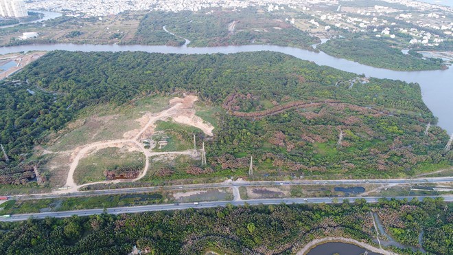Khu đất 32,2 ha tại xã Phước Kiển đã được bán cho QCG. Ảnh: Lê Quân.