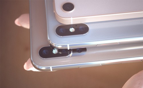 iPhone X Plus và iPhone X được trang bị camera kép trong khi iPhone SE 2 vẫn dùng ống kính đơn.