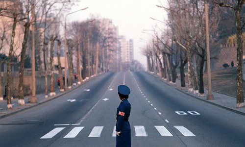 Đường phố vắng vẻ ở thủ đô Bình Nhưỡng, Triều Tiên. Ảnh: RT.
