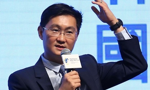 Ma Huateng phát biểu trong một sự kiện về công nghệ. Ảnh: AFP