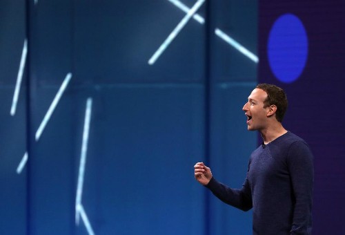 Mark Zuckerberg tại sự kiện F8 Facebook Developers hôm 1/5 ở San Jose, California. Ảnh: AFP