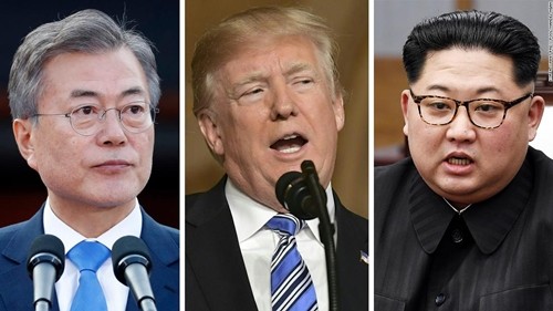 Tổng thống Hàn Quốc Moon Jae-in, Tổng thống Mỹ Donald Trump và lãnh đạo Triều Tiên Kim Jong-un. Ảnh: CNN. 