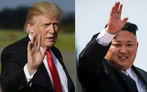 Tổng thống Mỹ Trump, trái, và lãnh đạo Triều Tiên Kim Jong-un. Ảnh: AFP.