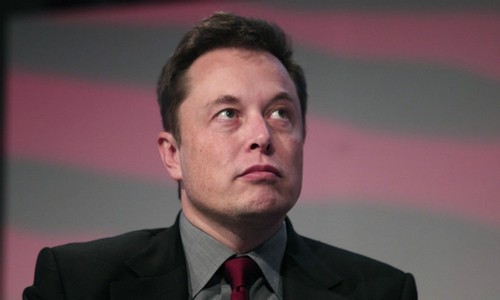 Elon Musk nghẹn ngào trong đại hội cổ đông của Tesla