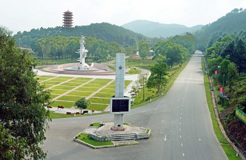 Thị trấn Đồng Lộc được thành lập có khu di tích lịch sử cấp quốc gia đặc biệt Ngã ba Đồng Lộc trên đường Hồ Chí Minh huyền thoại.