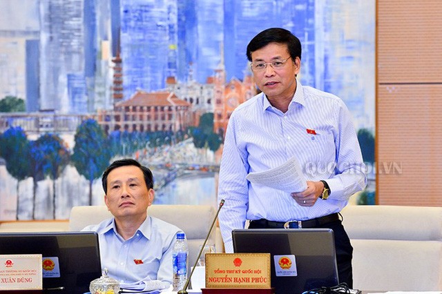 Tổng thư ký Quốc hội Nguyễn Hạnh Phúc báo cáo sơ bộ về dự kiến kế hoạch lấy phiếu tín nhiệm tại kỳ họp Quốc hội cuối năm nay.