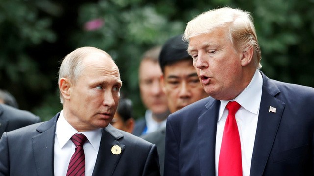 Tổng thống Donald Trump và Tổng thống Vladimir Putin gặp nhau năm 2017 (Ảnh: Reuters).