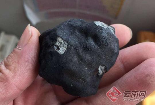 Đá thiên thạch xuất hiện ở tỉnh Vân Nam, Trung Quốc.