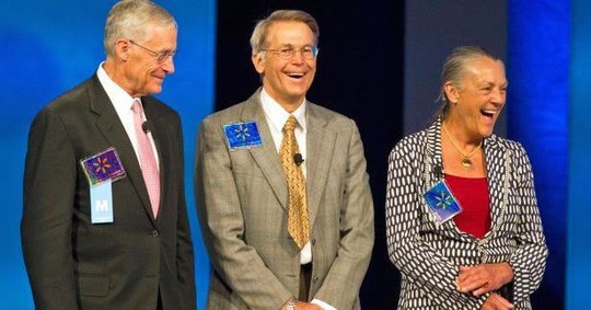Bà Alice Walton, ông Jim Walton và ông Rob Walton là 3 người con của nhà sáng lập Walmart Ảnh: CNBC.