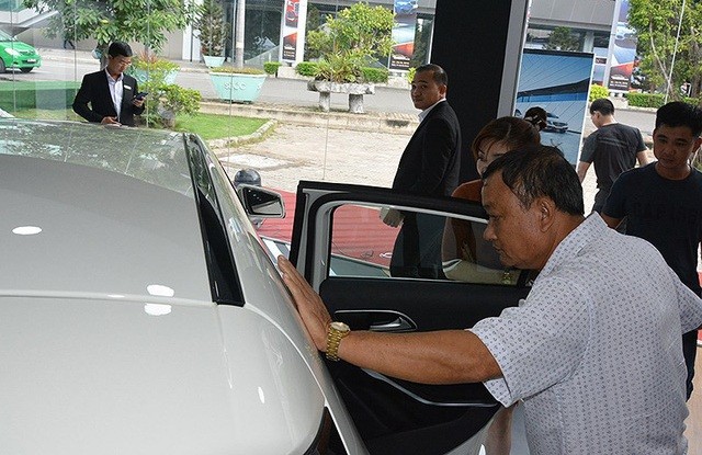 Dù được hưởng mức thuế nhập khẩu 0% từ các nước trong khu vực ASEAN nhưng giá bán nhiều mẫu xe lại tăng. Ảnh: Quang Huy.