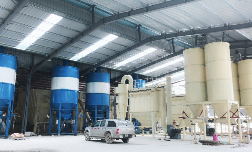 Nhựa Pha Lê đã hoàn thiện 90% việc di chuyển, lắp đặt 4 máy nghiện bột CaCO3 siêu mịn từ Nhà máy Hải Phòng tới Nhà máy Nghệ An.