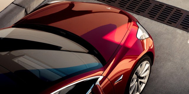 Tesla Model 3 có doanh số cao hơn tất cả xe con của BMW cộng lại
