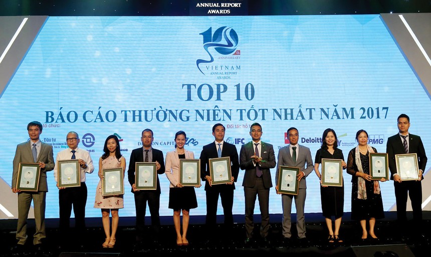 Một trong những nỗ lực góp sức xây dựng TTCK Việt Nam của Báo Đầu tư là tham gia đồng tổ chức Cuộc bình chọn Báo cáo thường niên, thúc đẩy sự minh bạch và chuyên nghiệp của các DN niêm yết.