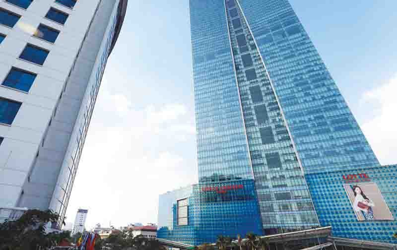 Lotte Group là chaebol (công ty gia đình) lớn thứ 5 tại Hàn Quốc, với khối tài sản khoảng hơn 100 tỷ USD.