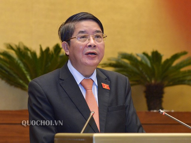 Chủ nhiệm UB Tài chính Ngân sách Nguyễn Đức Hải báo cáo giải trình một số vấn đề đại biểu Quốc hội nêu.