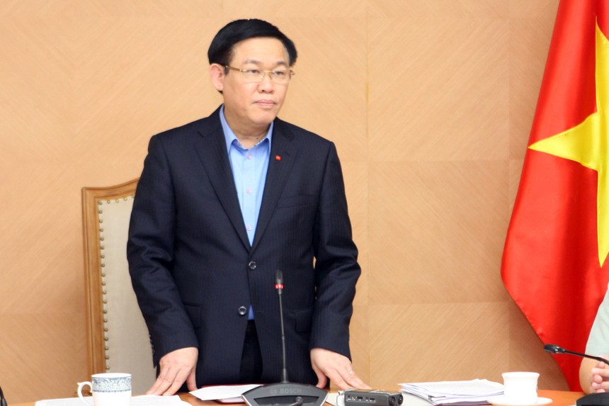 Phó Thủ tướng Vương Đình Huệ chủ trì cuộc họp. Ảnh: VGP/Thành Chung.