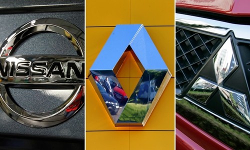 Logo 3 hãng xe trong liên minh - issan, Renault và Mitsubishi. Ảnh: Reuters.