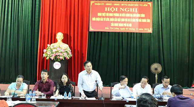 Bí thư Quận ủy Bắc Từ Liêm Trương Quang Thiều phát biểu tại hội nghị. (Ảnh: KTĐT).