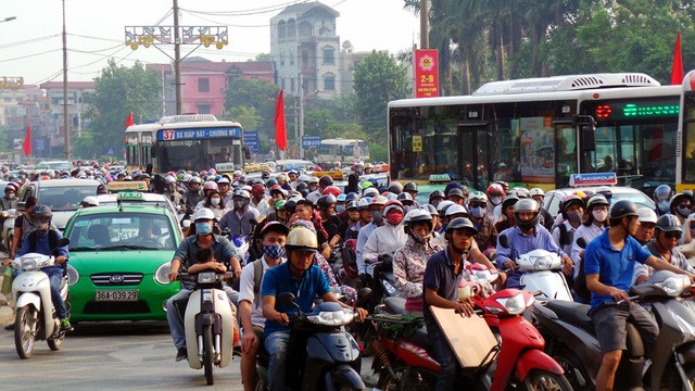 Thu nhập của người dân Việt Nam liên tục tăng (ảnh: Tiến Nguyên).