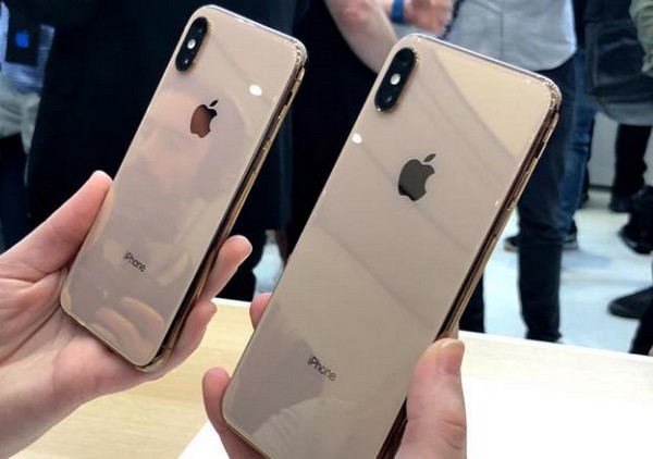 Mức giá đắt đỏ đang khiến nhiều người quay lưng lại với iPhone của Apple.