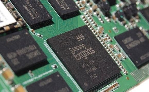 Samsung có thể sẽ mất ngôi vị là nhà cung cấp chất bán dẫn số một thế giới vào tay nhà sản xuất chip điện tử Intel. (Nguồn: theinquirer.net).