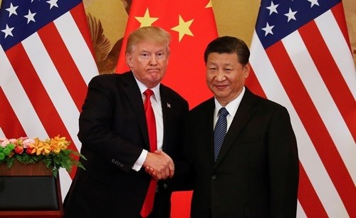 Tổng thống Mỹ Donald Trump (trái) và Chủ tịch Trung Quốc Tập Cận Bình. Ảnh: Reuters.