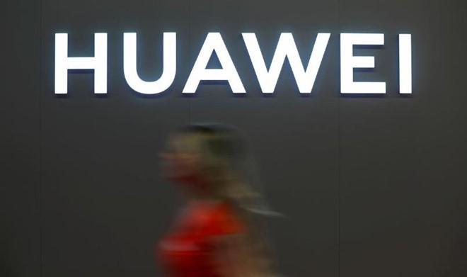 Theo Reuters, một quan chức cao cấp của Mỹ cho biết nước này có thể sẽ cho phép các công ty mua bán với Huawei sau ít nhất hai tuần nữa. Ảnh: Reuters.
