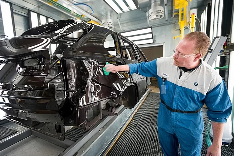 Bên trong nhà máy Spartanburg sản xuất xe của BMW tại Mỹ. Ảnh: Carscoops.