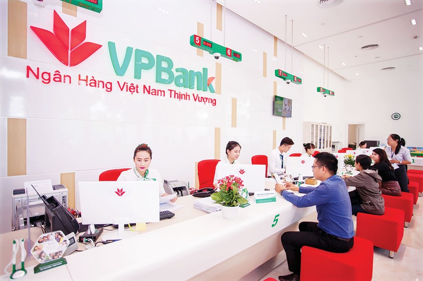 Tổng lợi nhuận 7 tháng đầu năm của VPBank đạt 5.300 tỷ đồng, hoàn thành 56% kế hoạch năm.