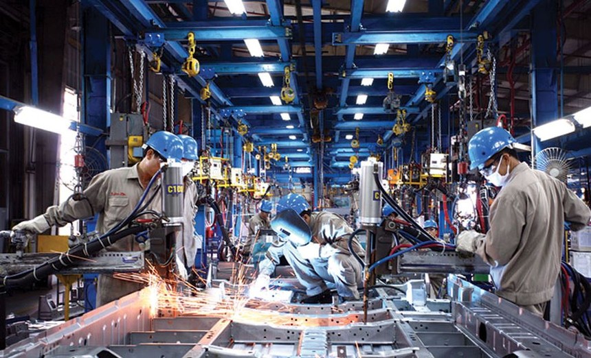 Sản xuất công nghiệp 9 tháng tăng gần 10%